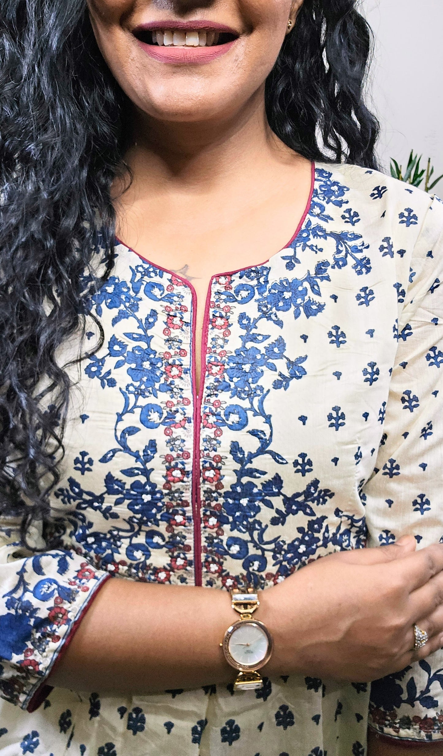 EthnixThread Embroidered off white Fancy Readymade Anarkali Suit Set