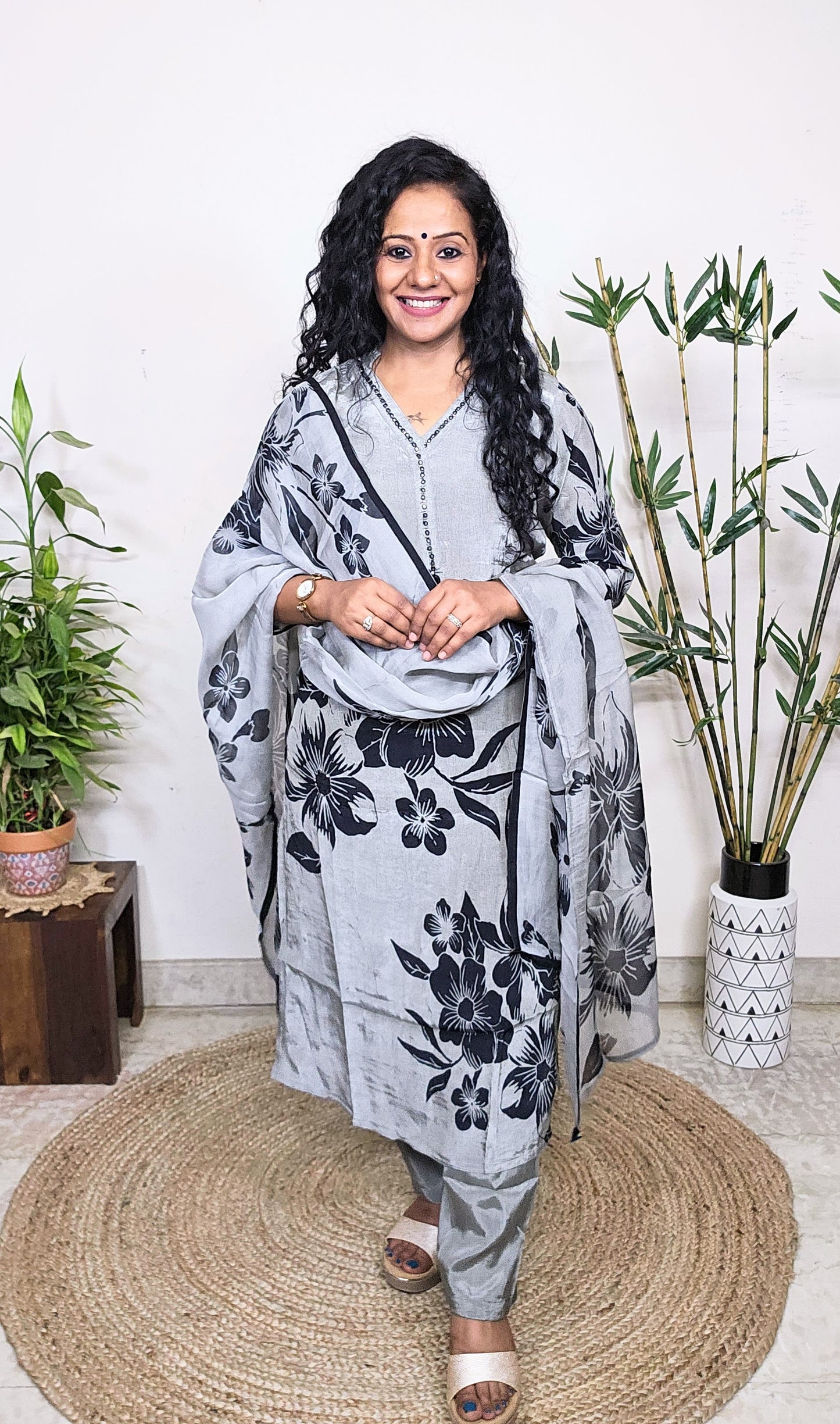 EthnixThread fancy readymade crep silk digitally printed suit set