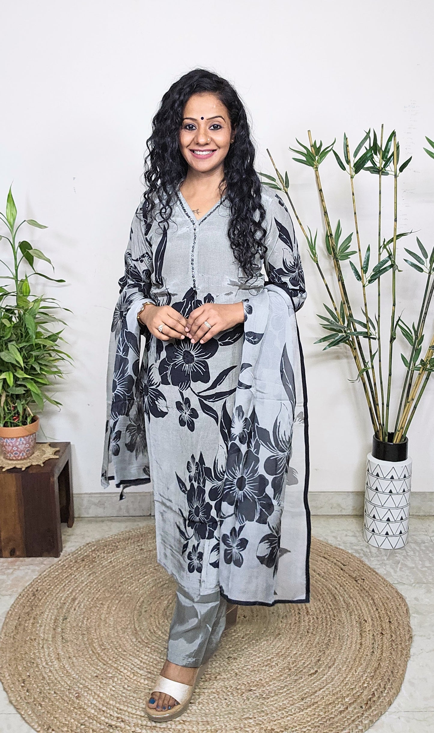 EthnixThread fancy readymade crep silk digitally printed suit set