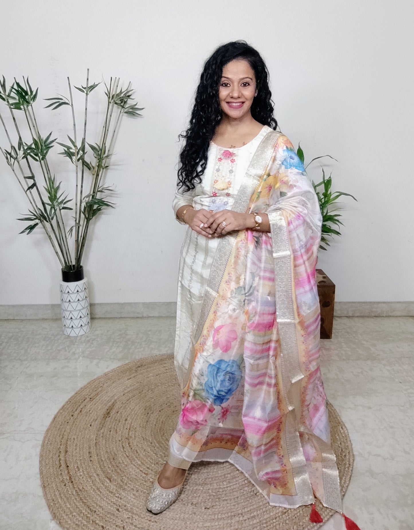 suits paired with white silk dupatta