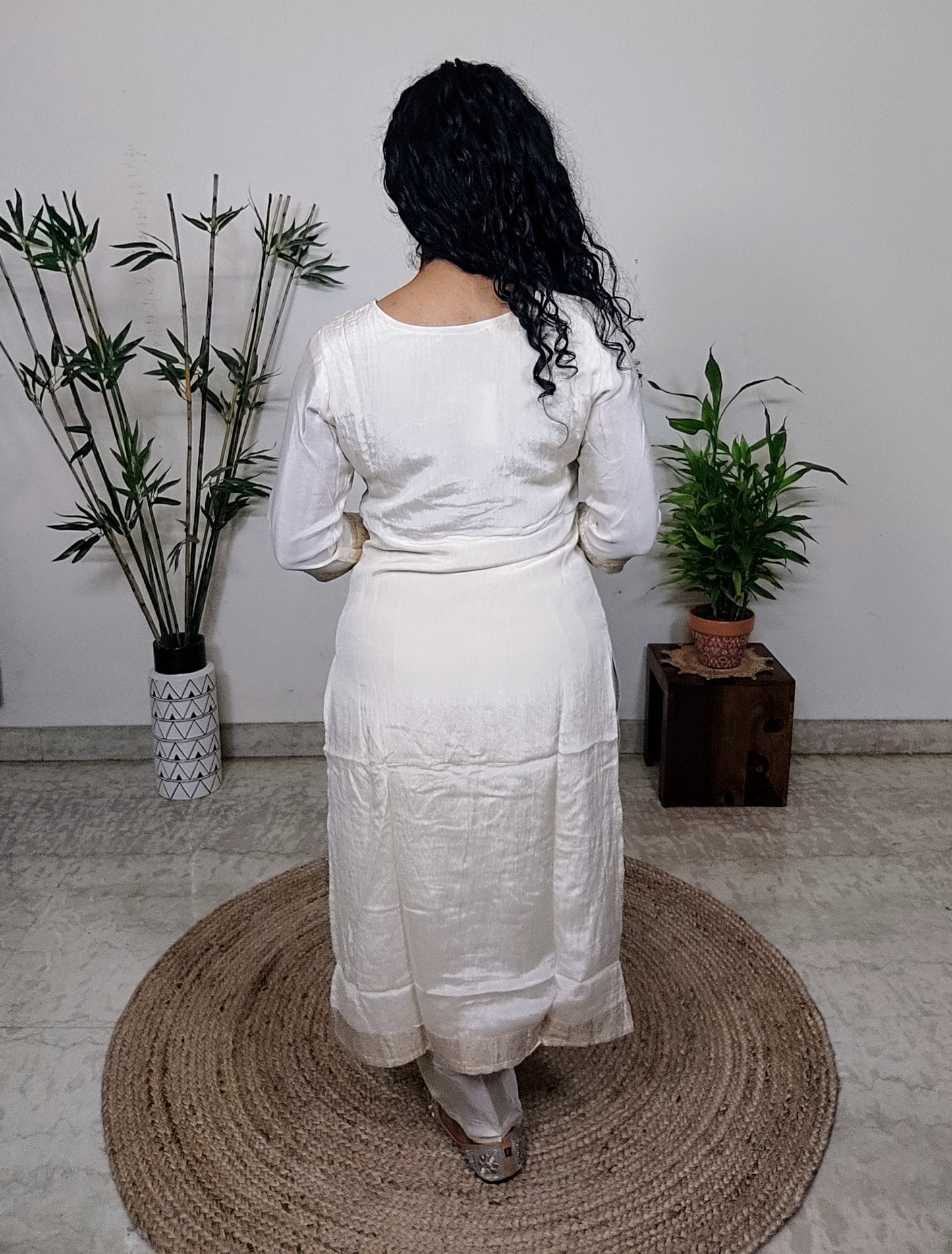 suits paired with white silk dupatta