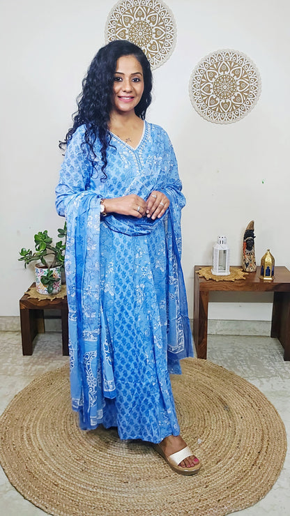 EthnixThread handcrafted Mulmul Cotton Anarkali Suit Set