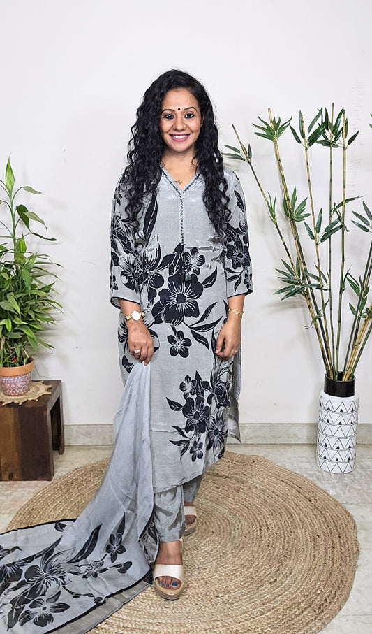 EthnixThread fancy readymade crep silk digitally printed suit set