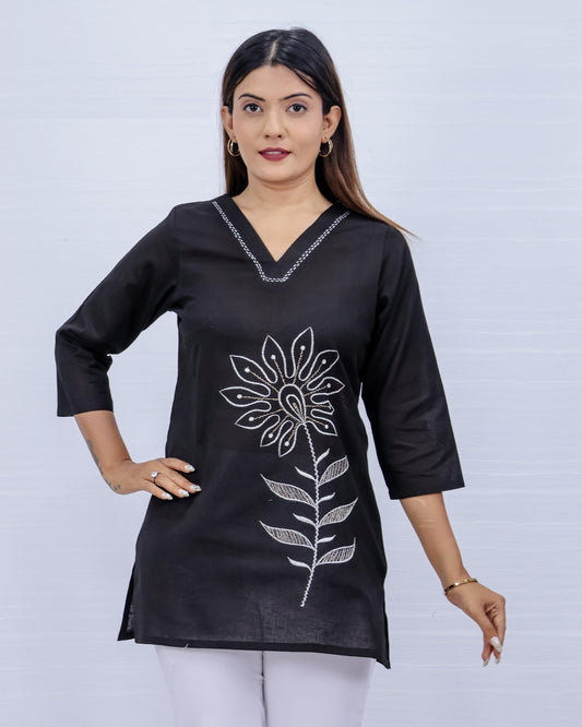 Trending Fancy Tunic Black Tops for Women – Stylish & Comfortable Everyday Wear